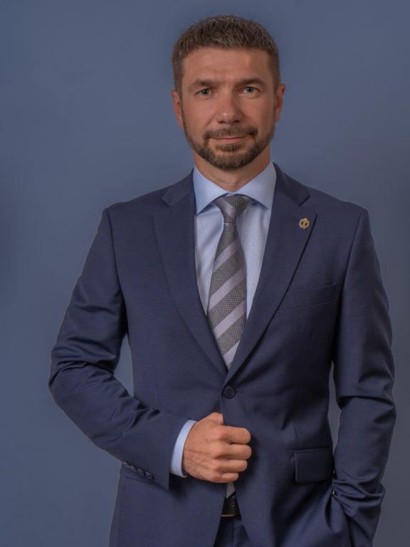 Мужской деловой портрет 26.09.2023г.